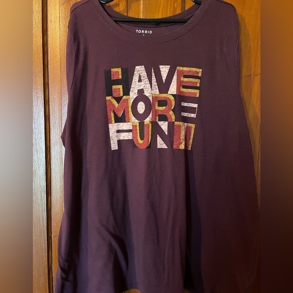 3X - torrid Classic Fit Tee - Picture 2 of 3